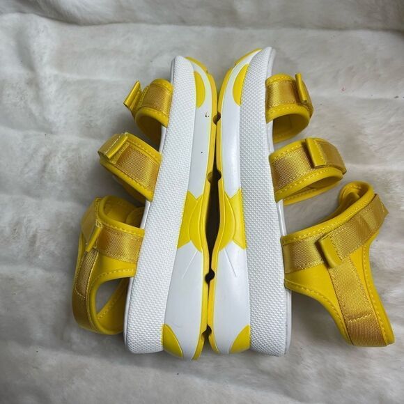 New Pazzle Yellow Triple Hook and Loop Ankle Strap footbed Sneaker Sanda… - Picture 7 of 8